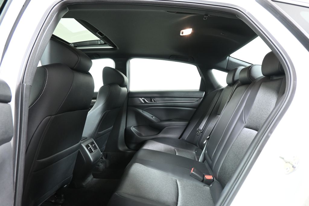 Thumbnail: 2018 Honda Accord - 6