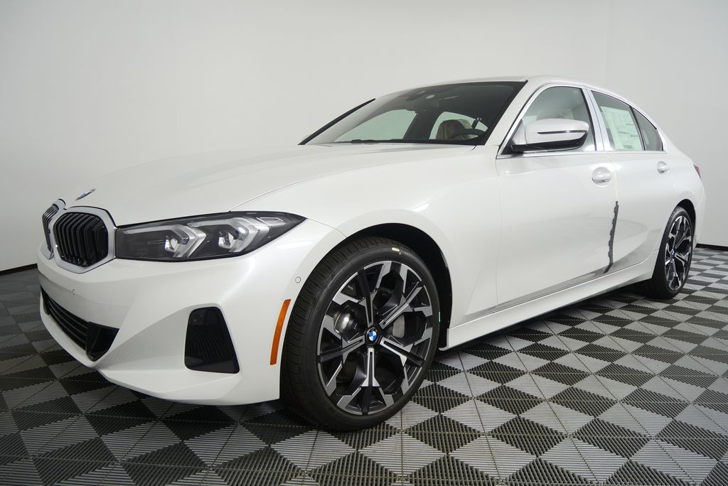 Thumbnail: 2026 BMW 3 Series - 7