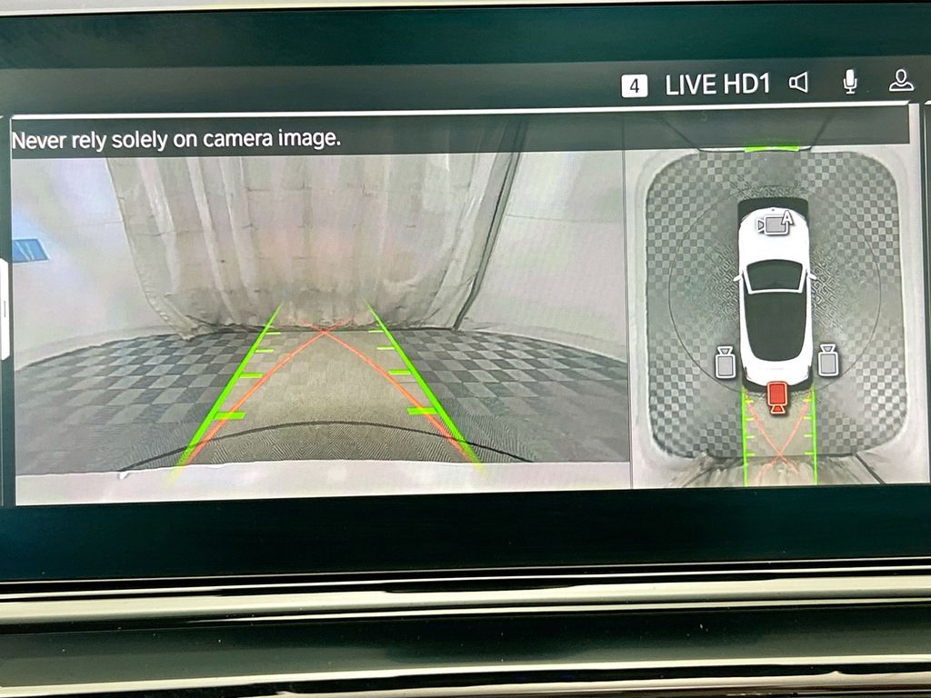 Thumbnail: 2019 BMW 8 Series - 15