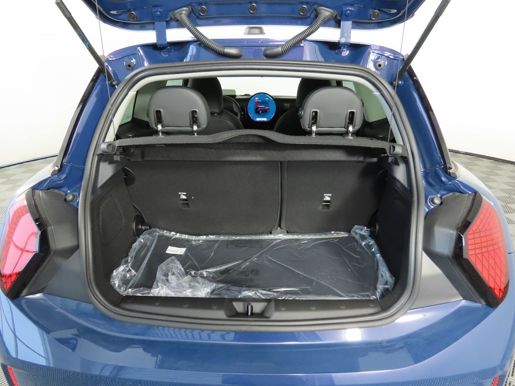 2025 MINI Cooper Hardtop S 28