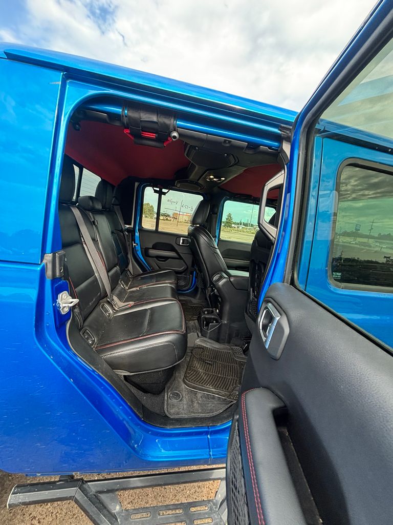 Hydro Blue Pearlcoat 2020 Jeep Gladiator Pickup Truck Four-Wheel Drive 8-Speed Automatic