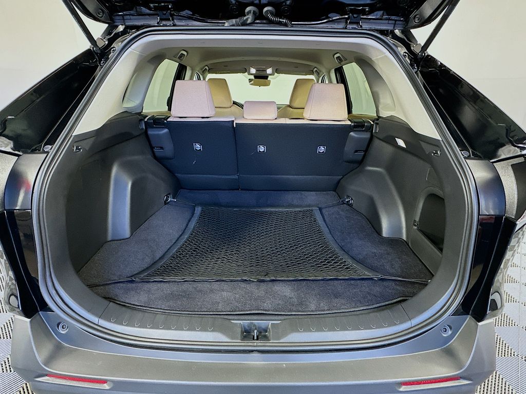 Thumbnail: 2025 Toyota RAV4 - 25