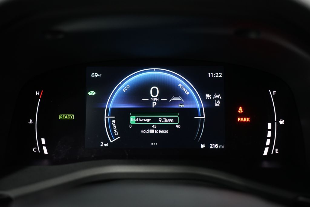 2025 Toyota Camry LE 15
