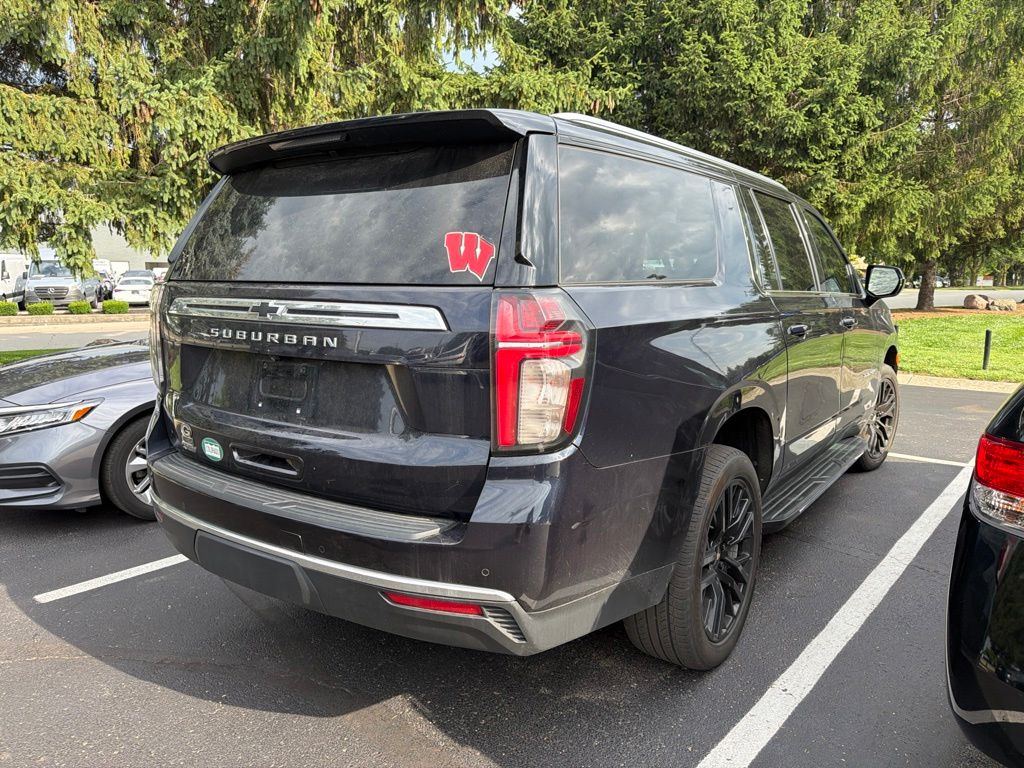 Thumbnail: 2021 Chevrolet Suburban - 3