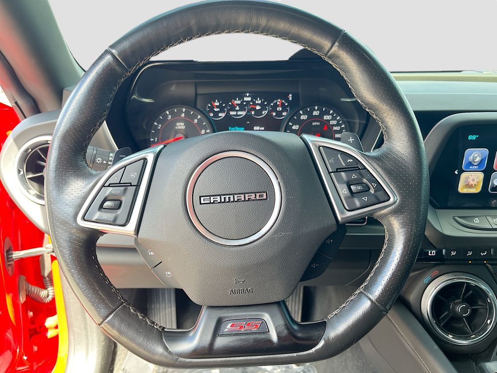 Used 2018 Red Chevrolet SS image 11