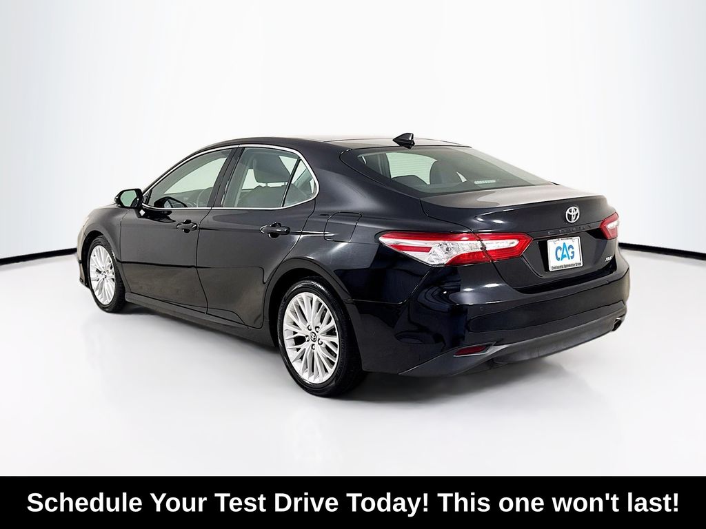 Used Car 2018 Toyota Camry  Xle For Sale Under $20,000 In Austin, Texas