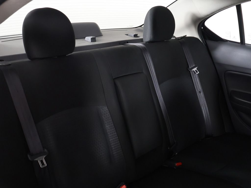 Used 2024 Black Mitsubishi ES image 28