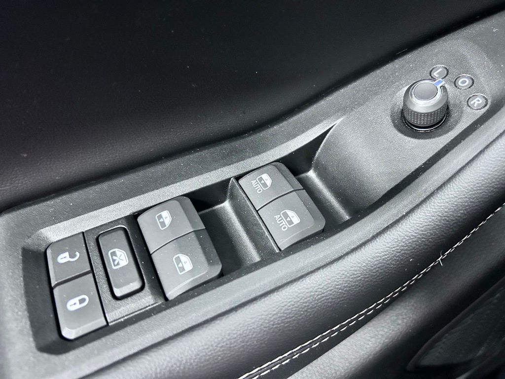 used 2024 Jeep Grand Cherokee car, priced at $36,887