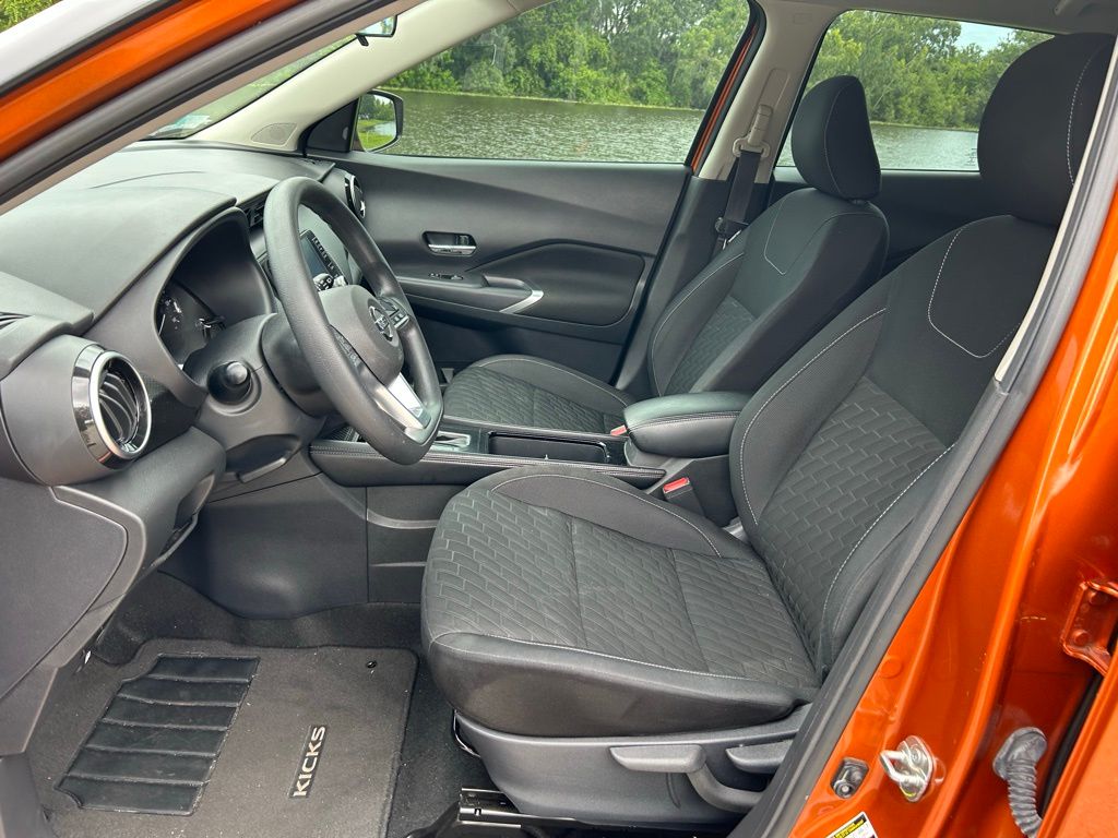 Thumbnail: 2021 Nissan Kicks - 14
