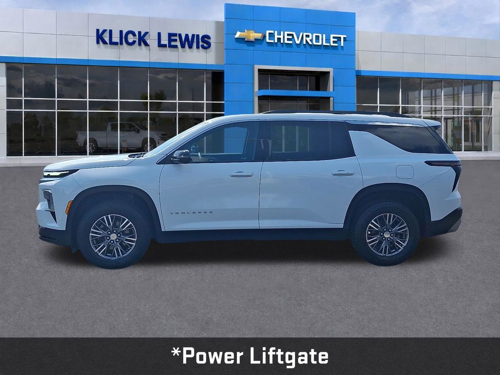 2024 Chevrolet Traverse LT White at Carlisle Cadillac Buick GMC