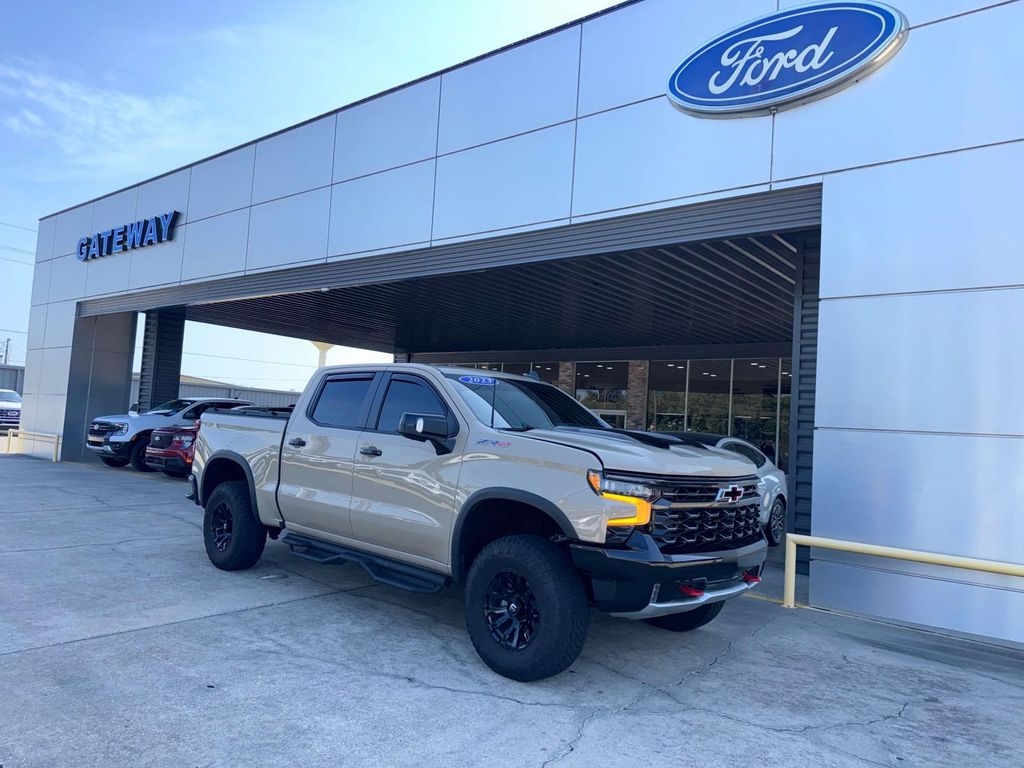2023 Chevrolet Silverado 1500 ZR2 Crew Cab 4WD