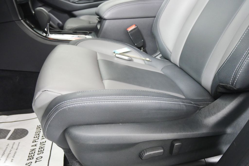 Thumbnail: 2022 Subaru Ascent - 9