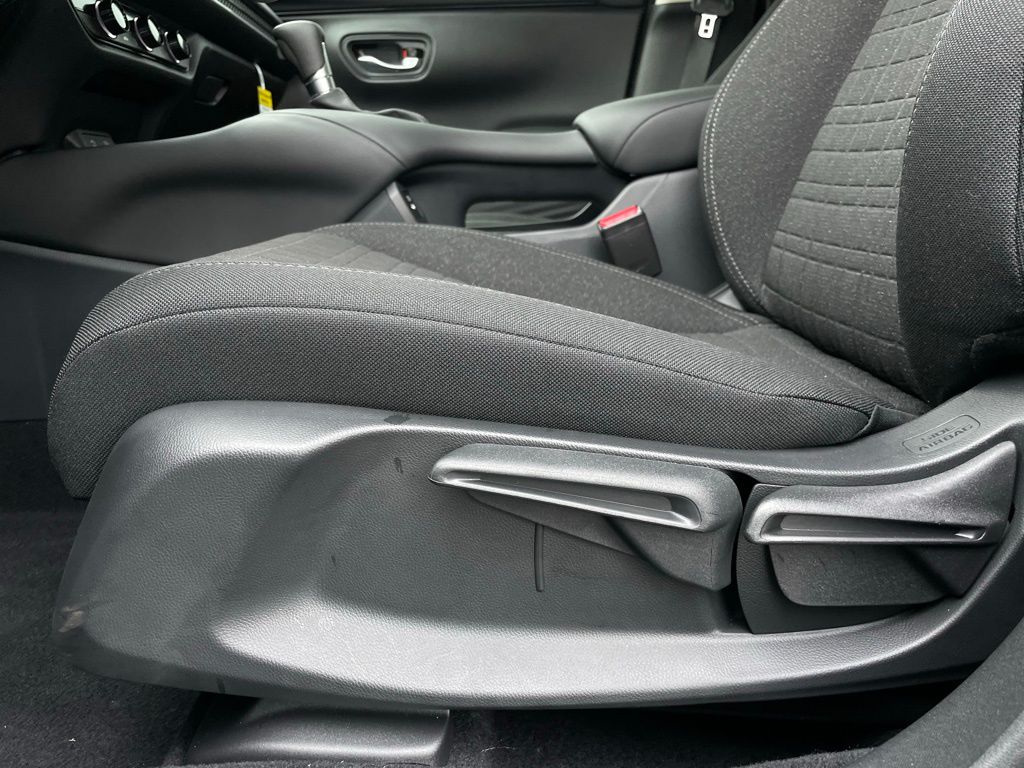 Thumbnail: 2026 Honda HR-V - 24