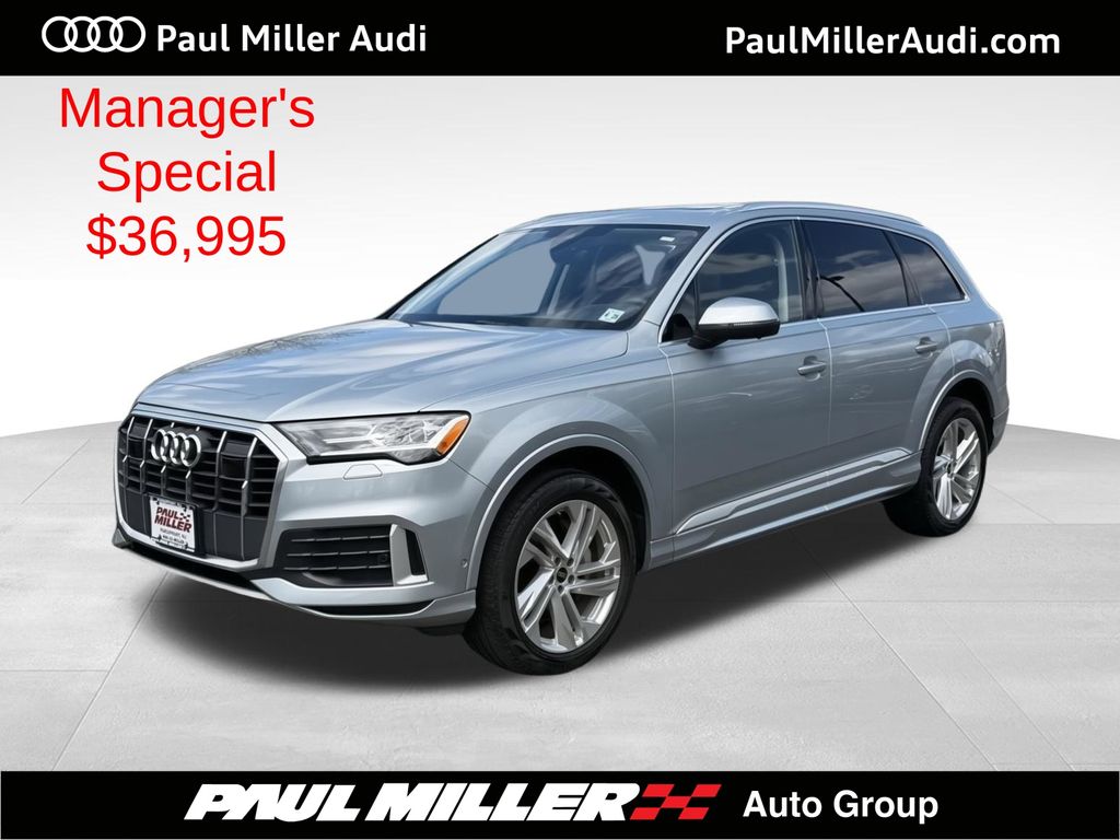 Satellite Silver Metallic 2023 Audi Q7 quattro Premium 45 TFSI SUV / Crossover All-Wheel Drive 8-Speed Automatic