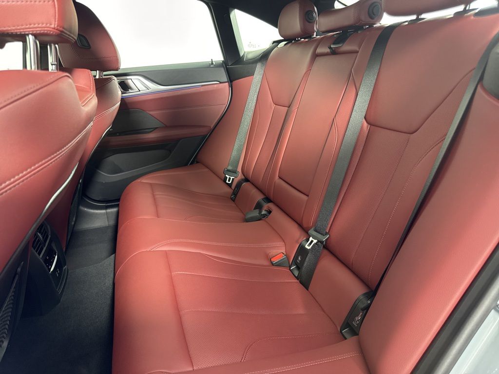 Thumbnail: 2024 BMW 4 Series - 23