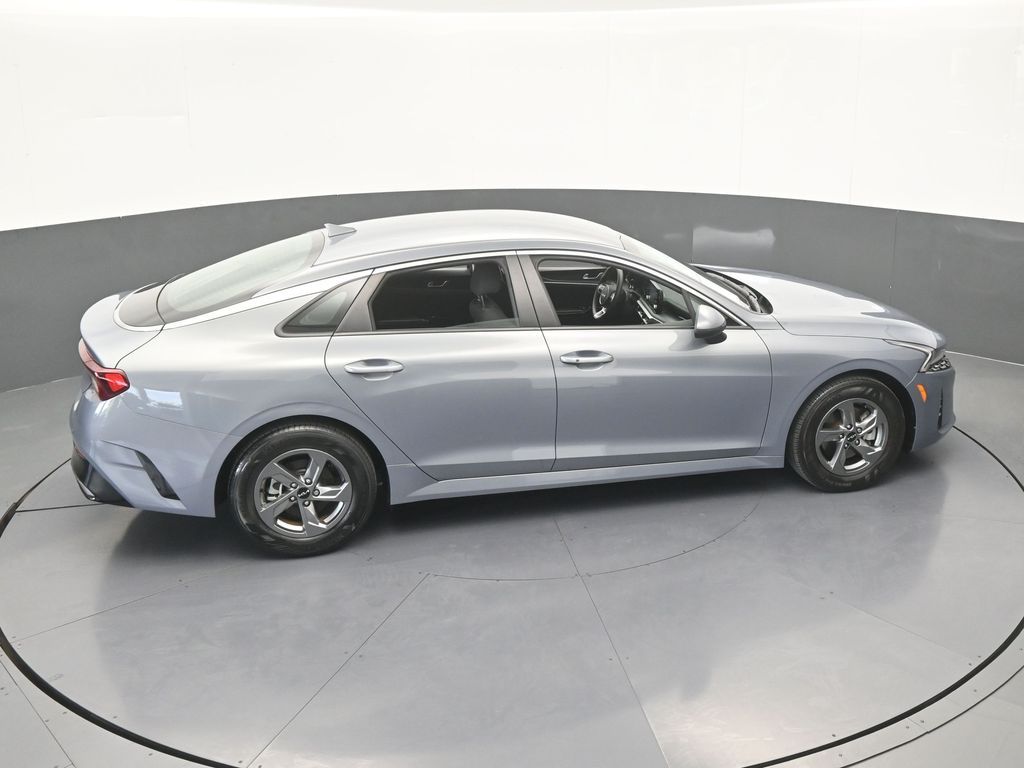 Used 2024 Everlasting Silver Kia LXS image 47
