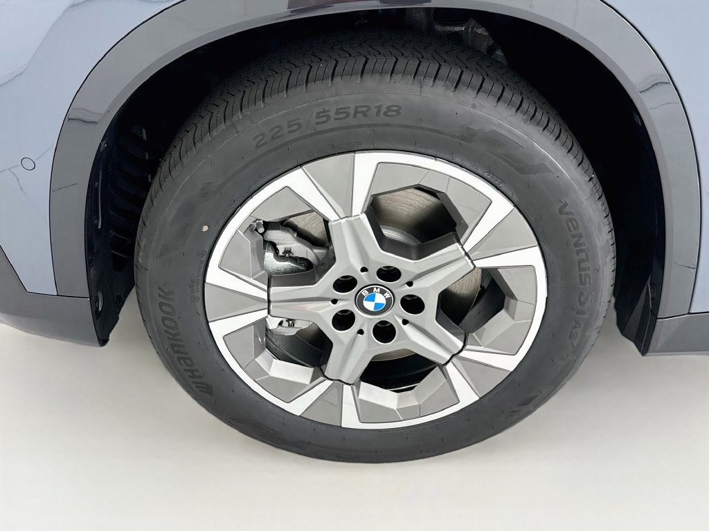 Thumbnail: 2027 BMW X1 - 29