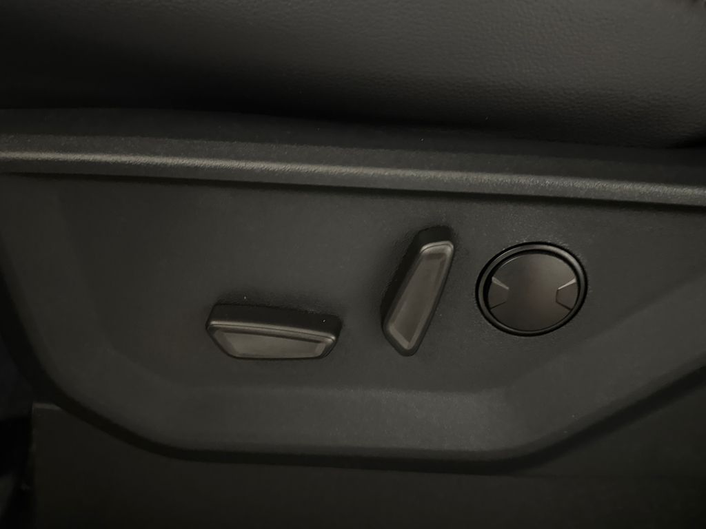 New 2026 White Ford Lariat image 20