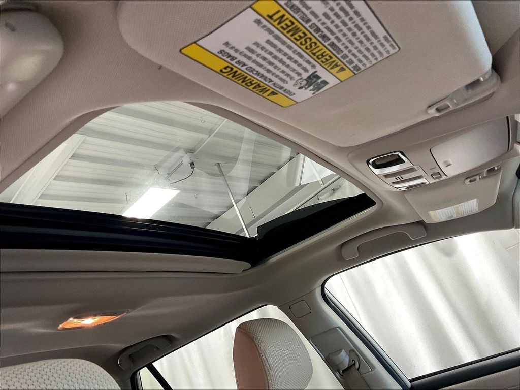 2015 Subaru Outback — photo 22