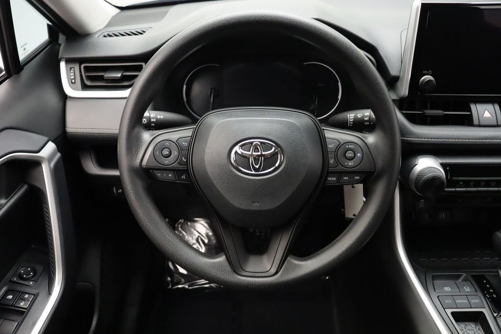 Thumbnail: 2024 Toyota RAV4 - 23