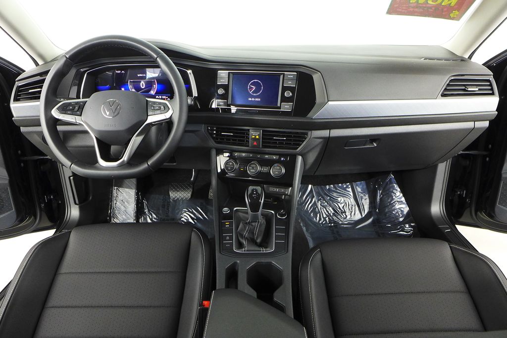 Thumbnail: 2023 Volkswagen Jetta - 23