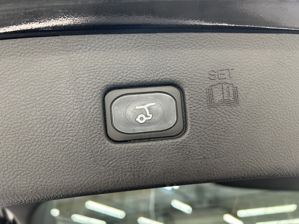 used 2024 Ford Edge car, priced at $29,837