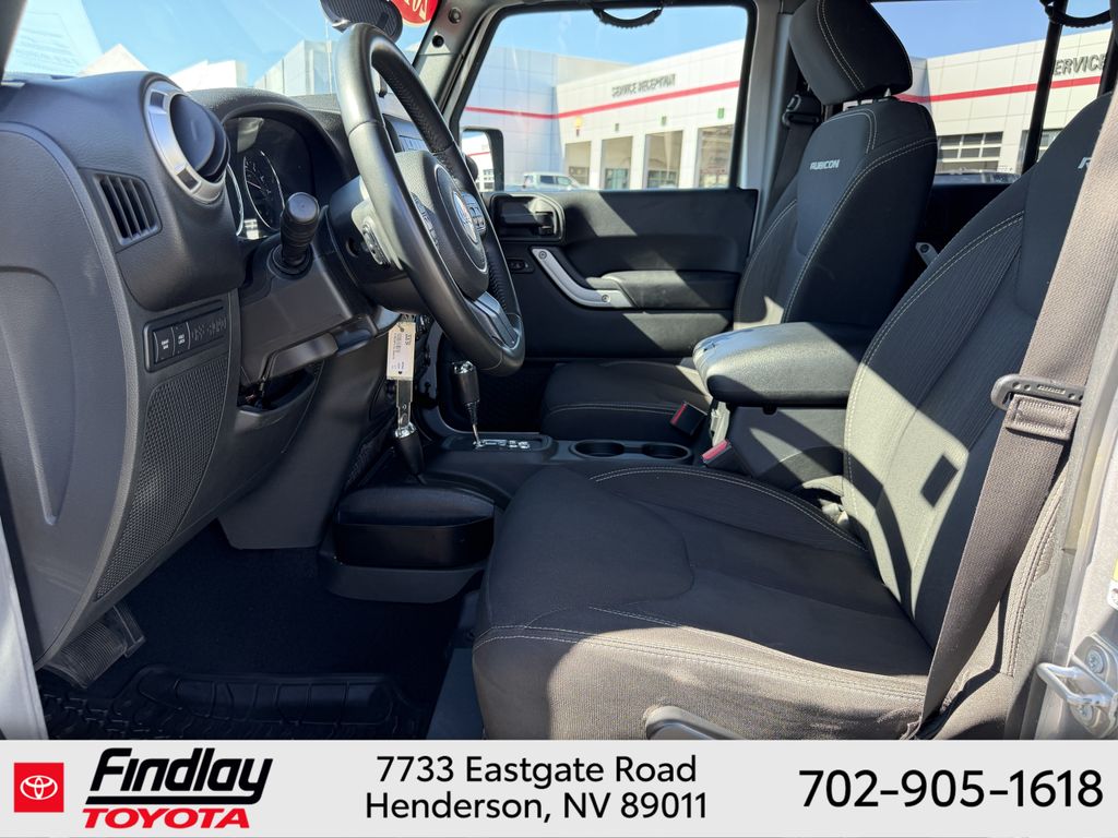Used 2017 Jeep Wrangler SUV