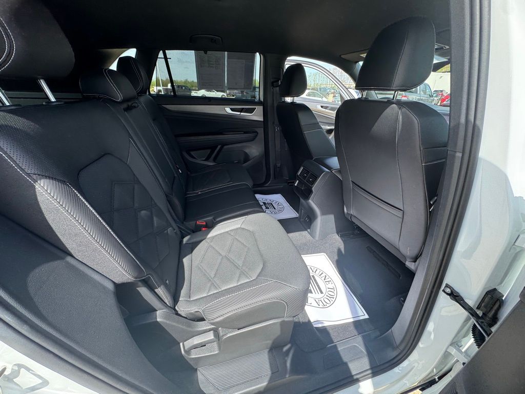 Used 2025 Volkswagen Atlas Cross Sport SUV