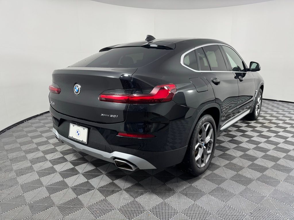 2024 BMW X4 xDrive30i 5