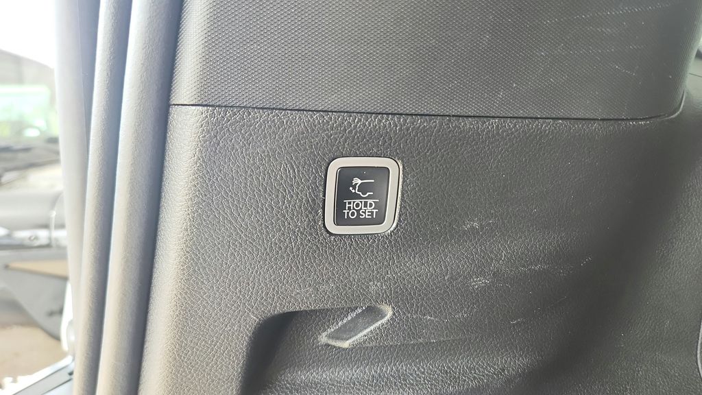 2024 Jeep Grand Wagoneer L