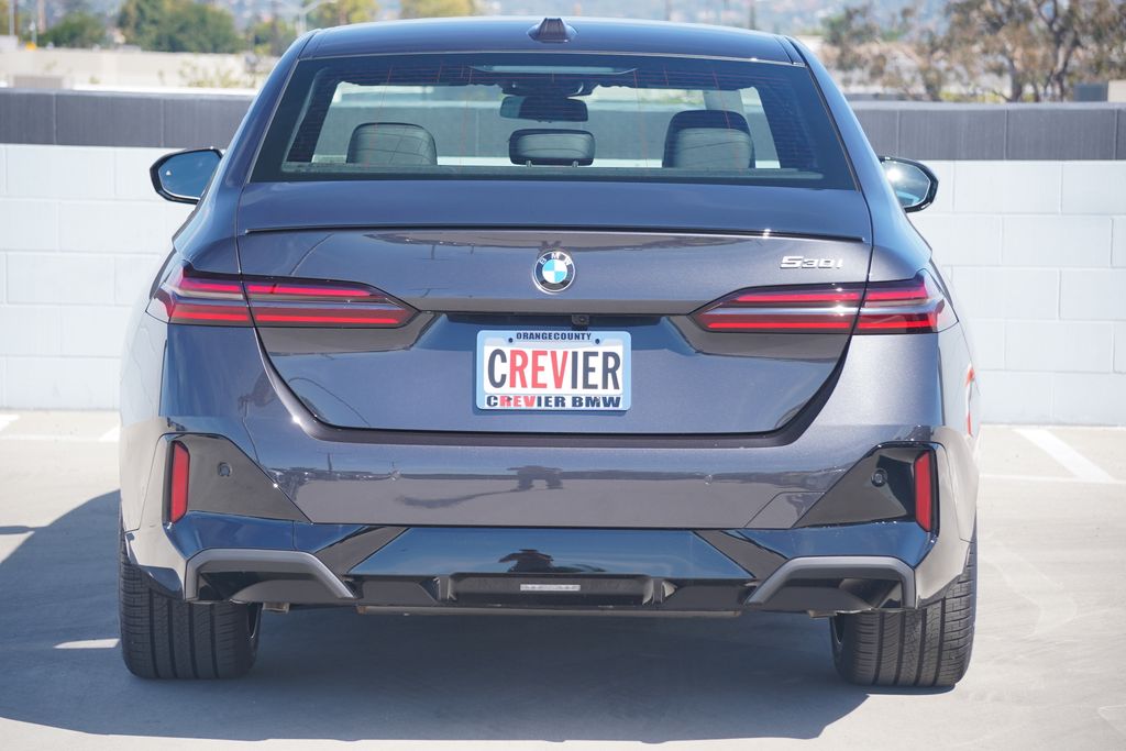 Thumbnail: 2026 BMW 5 Series - 6