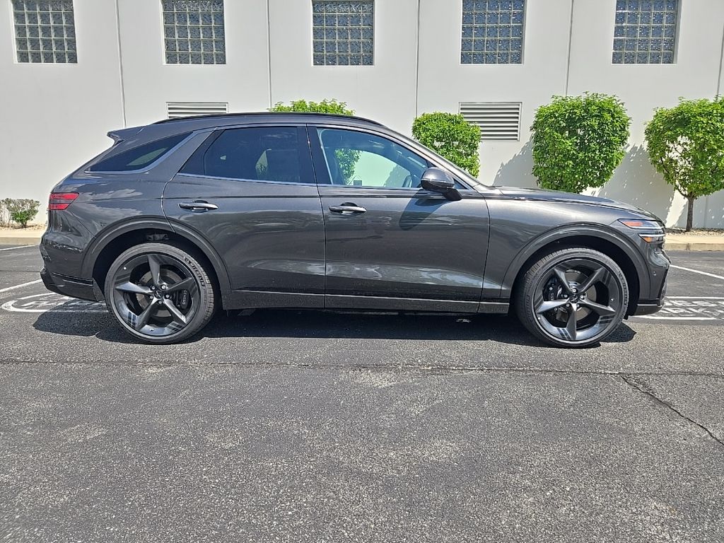 Thumbnail: 2026 Genesis GV70 - 8