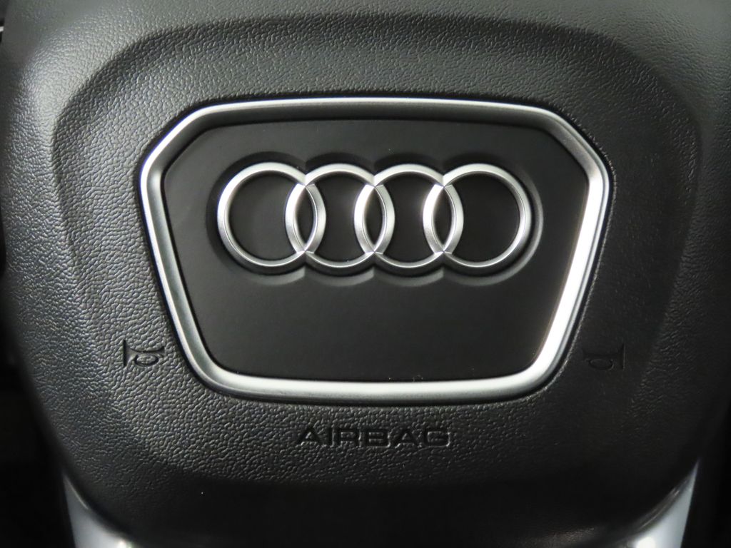 Thumbnail: 2025 Audi Q3 - 18