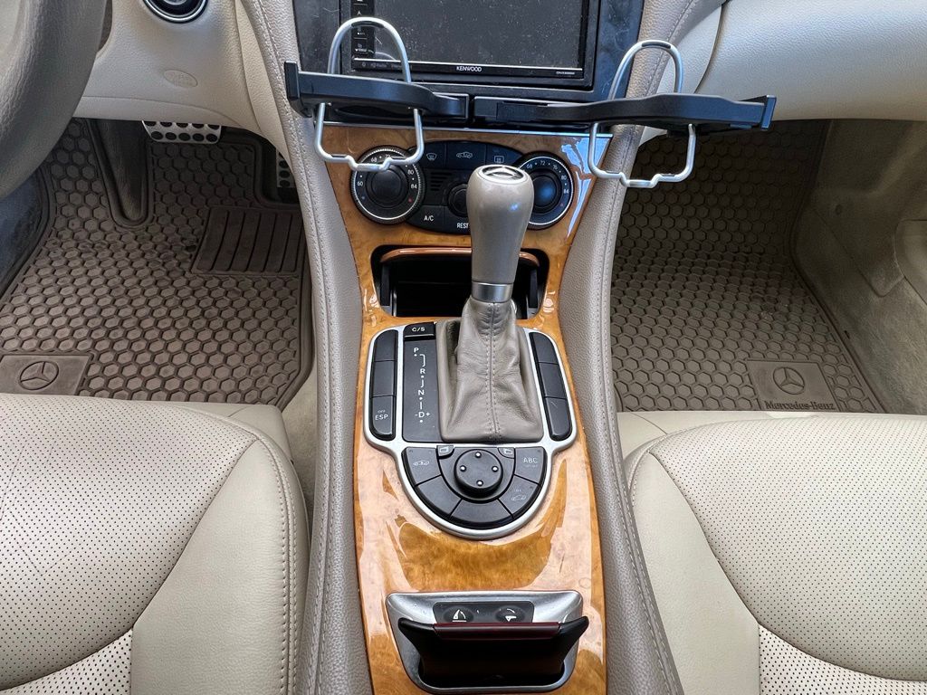 Thumbnail: 2006 Mercedes-Benz SL-Class - 18