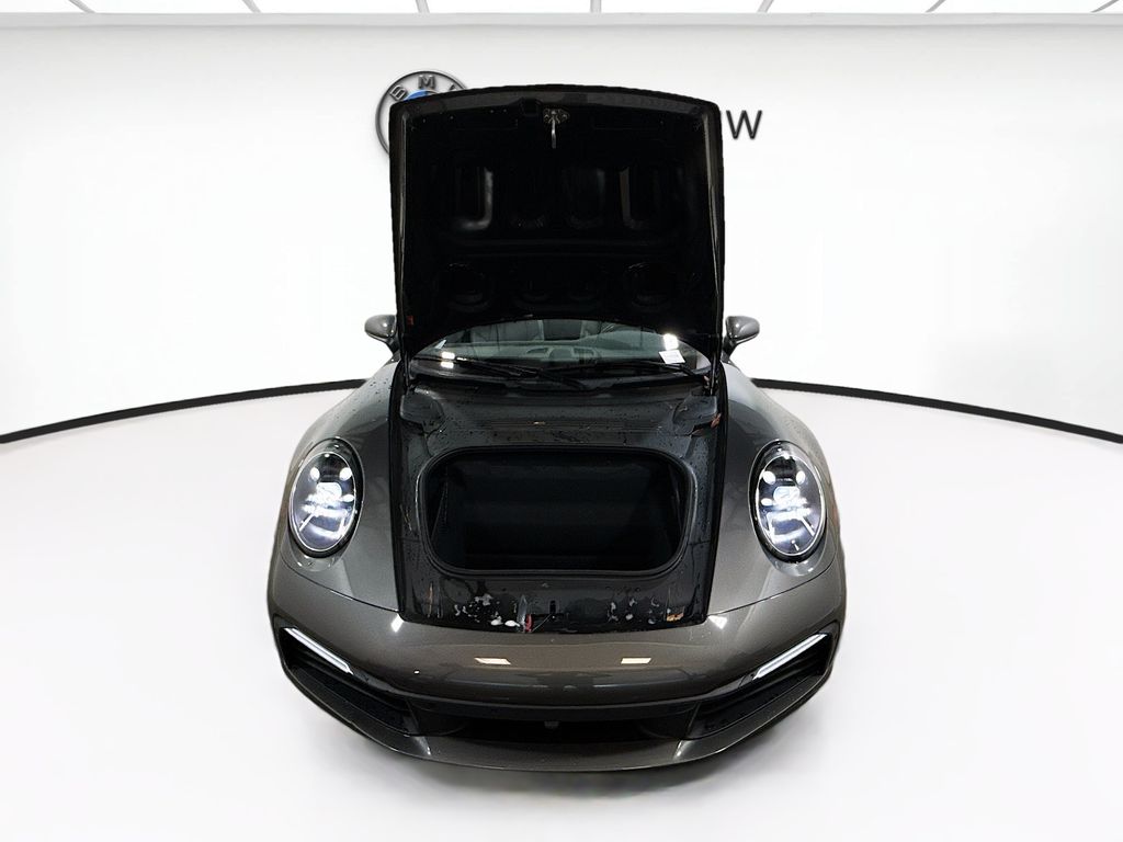 Thumbnail: 2021 Porsche 911 - 13