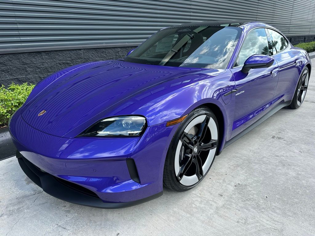 Thumbnail: 2026 Porsche Taycan - 7