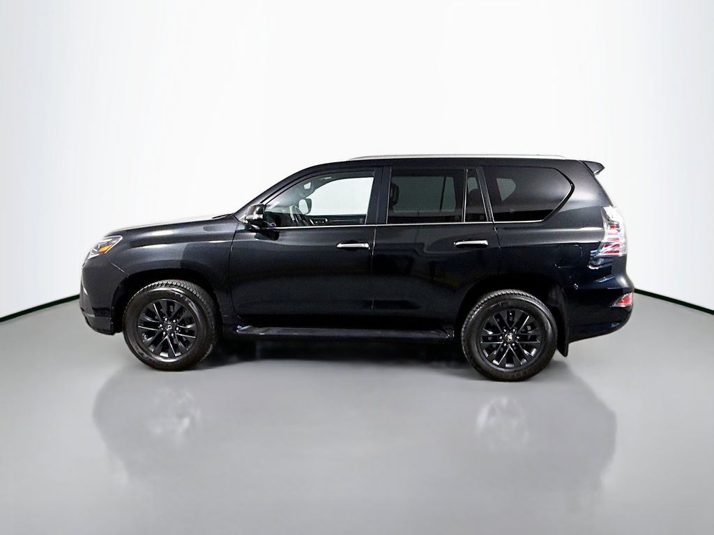 Thumbnail: 2023 Lexus GX - 8