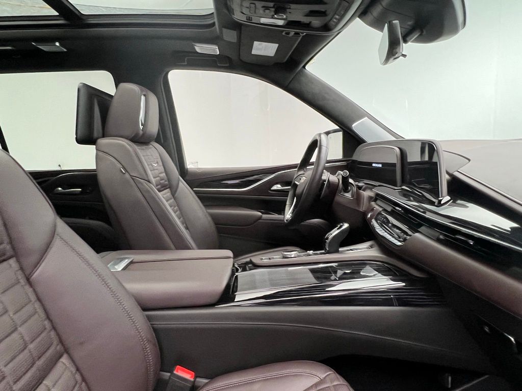 Thumbnail: 2023 Cadillac Escalade - 6