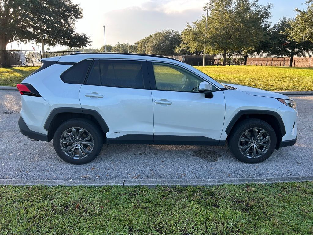 Thumbnail: 2024 Toyota RAV4 - 6
