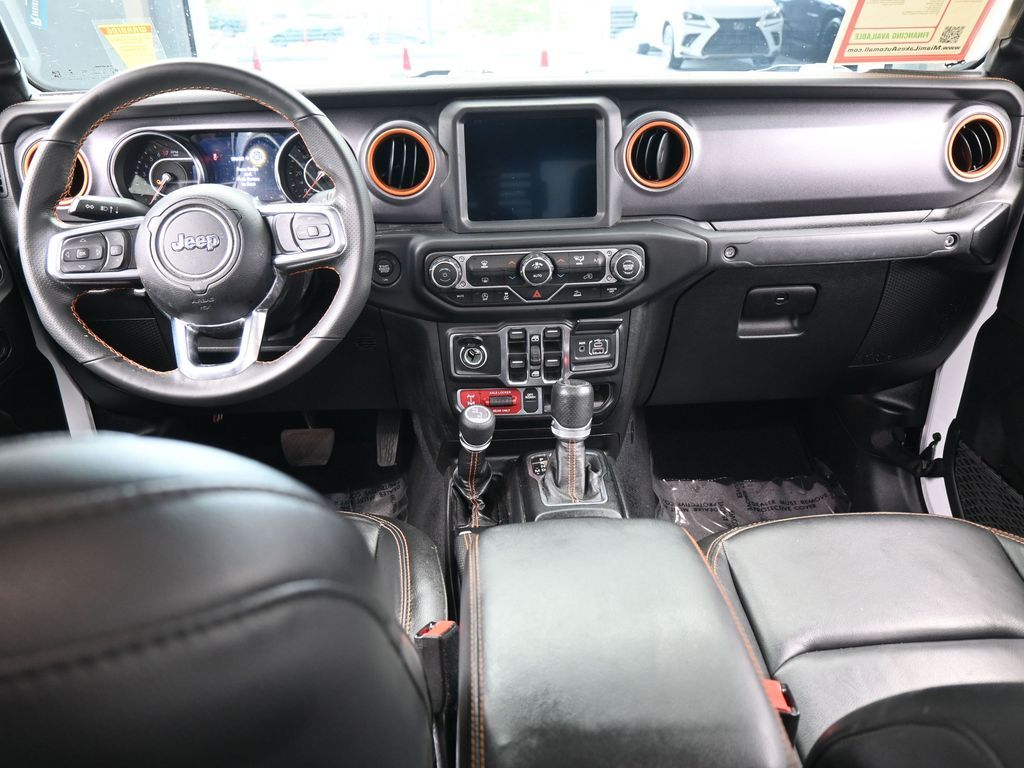 Used 2022 Bright White Clearcoat Jeep Mojave image 39