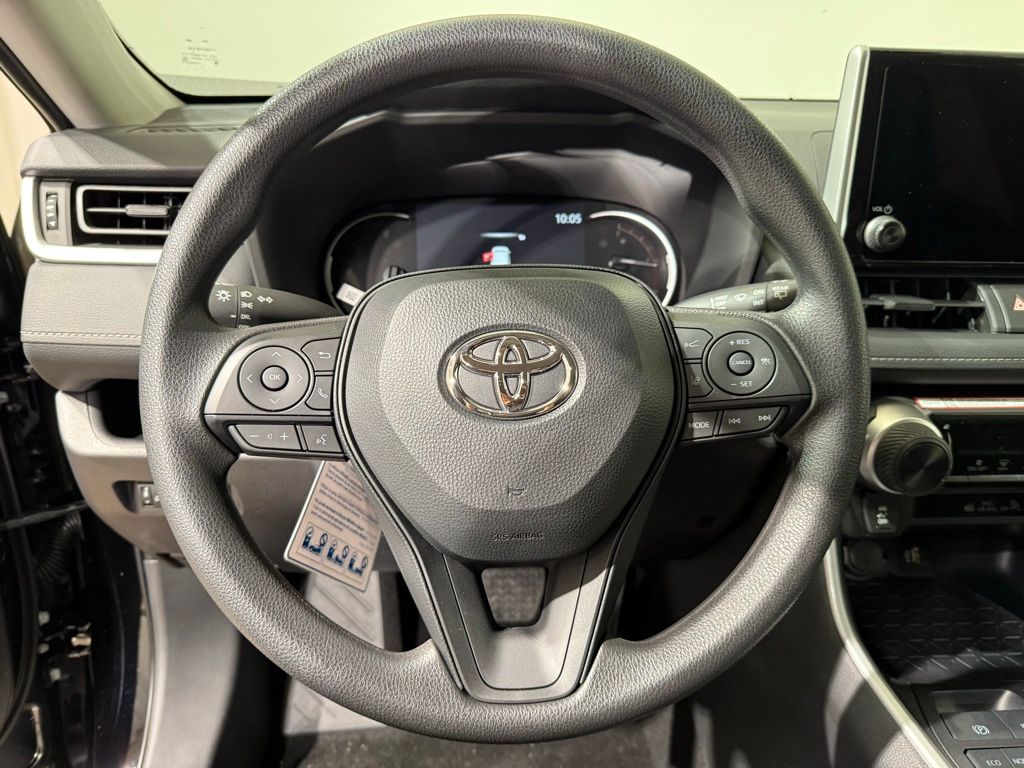 Thumbnail: 2025 Toyota RAV4 - 22