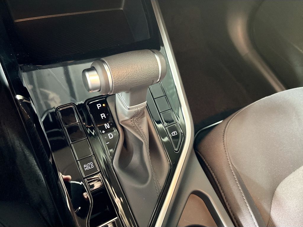 2026 Kia Niro LX