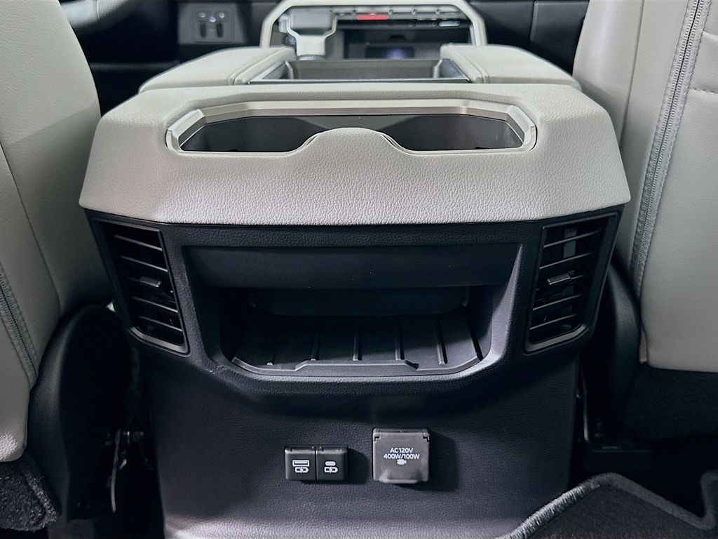 2025 Toyota Tundra Limited 25
