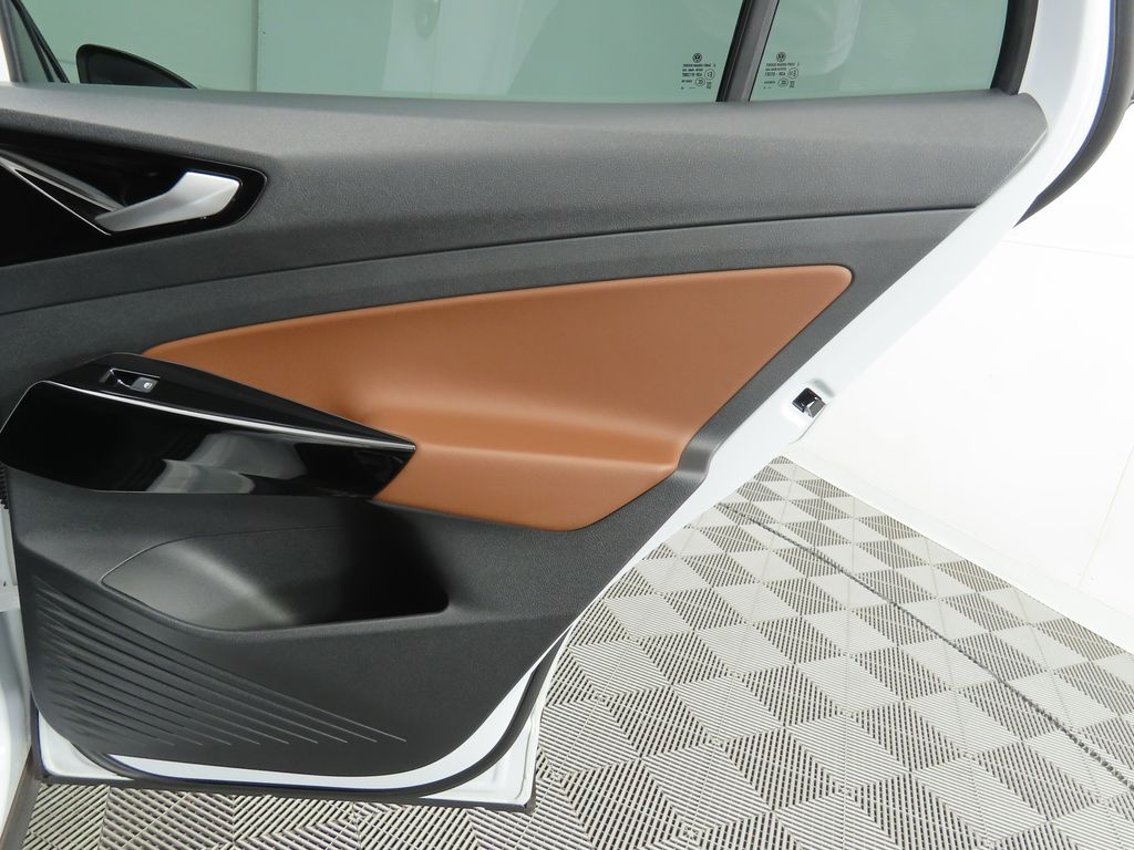 Thumbnail: 2022 Volkswagen ID.4 - 27