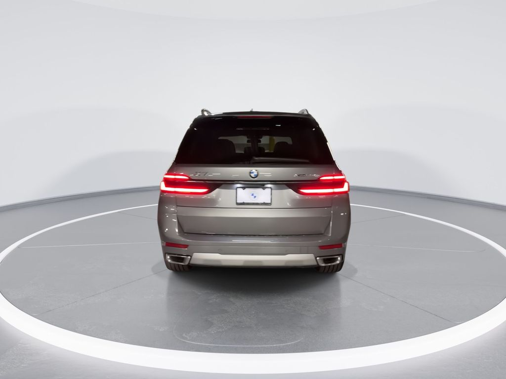 2025 BMW X7 xDrive40i 7