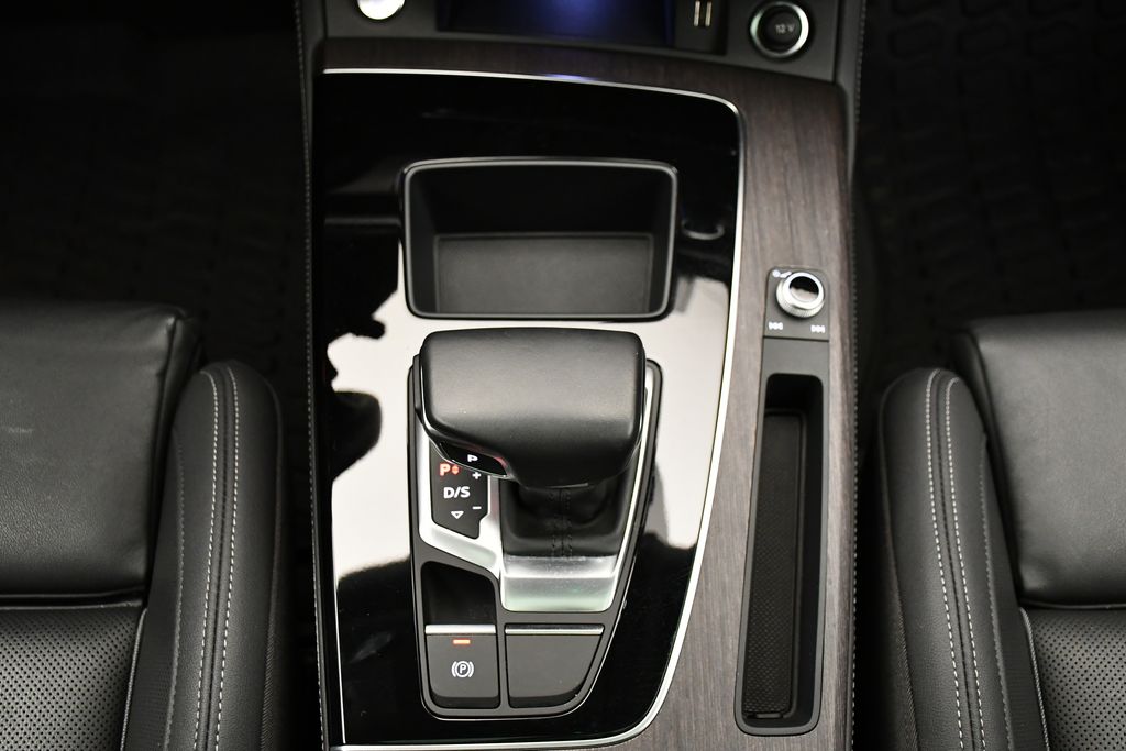 Thumbnail: 2022 Audi Q5 - 28