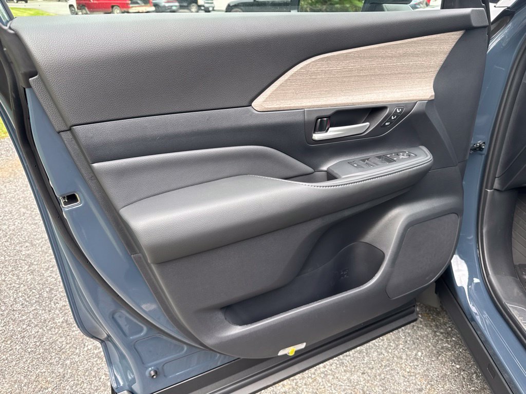 New 2026 Toyota Grand Highlander SUV