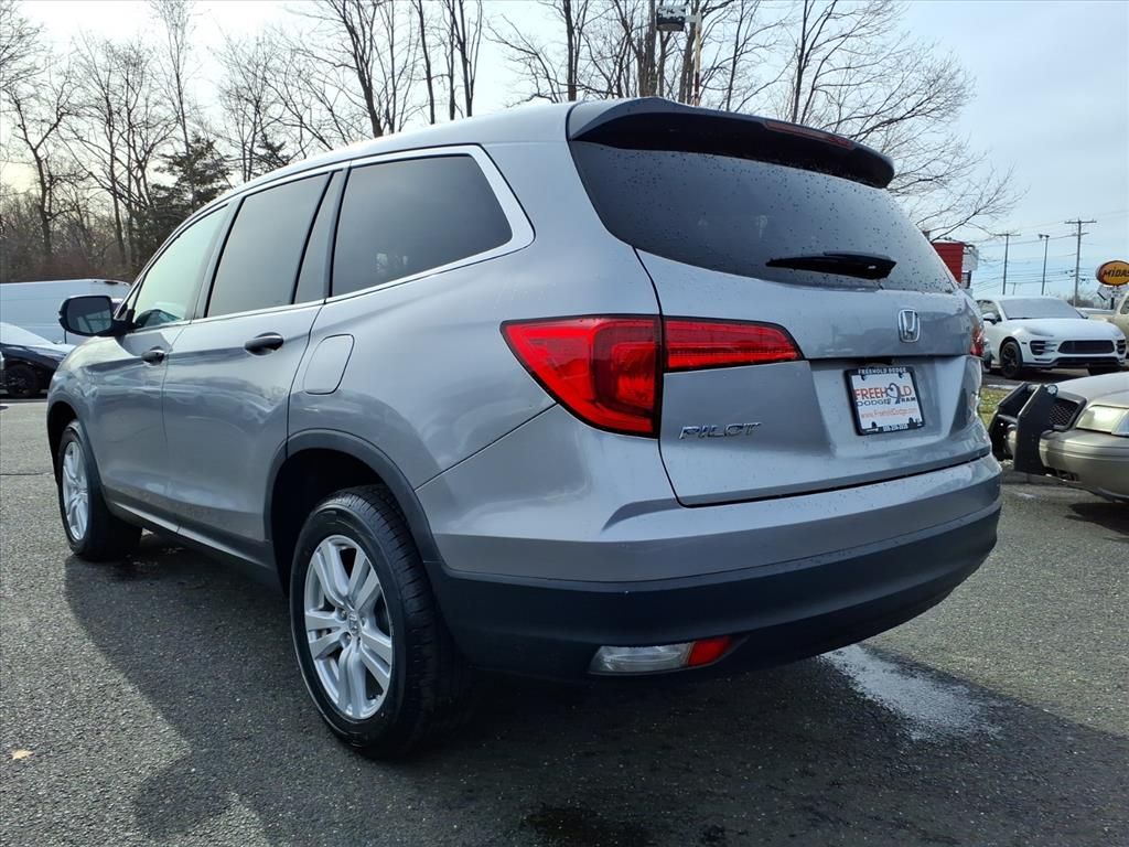 used 2016 Honda Pilot car, priced at $15,900