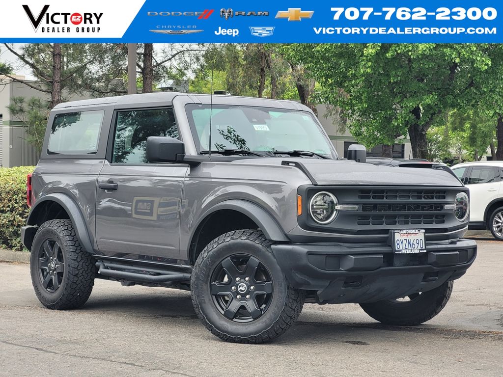 Gray Metallic 2021 Ford Bronco 2-Door 4WD SUV / Crossover Four-Wheel Drive 7-Speed Manual