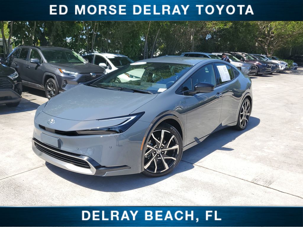 Guardian Gray 2026 Toyota Prius Plug-In Hybrid XSE FWD Hatchback Front-Wheel Drive Continuously Variable Transmission